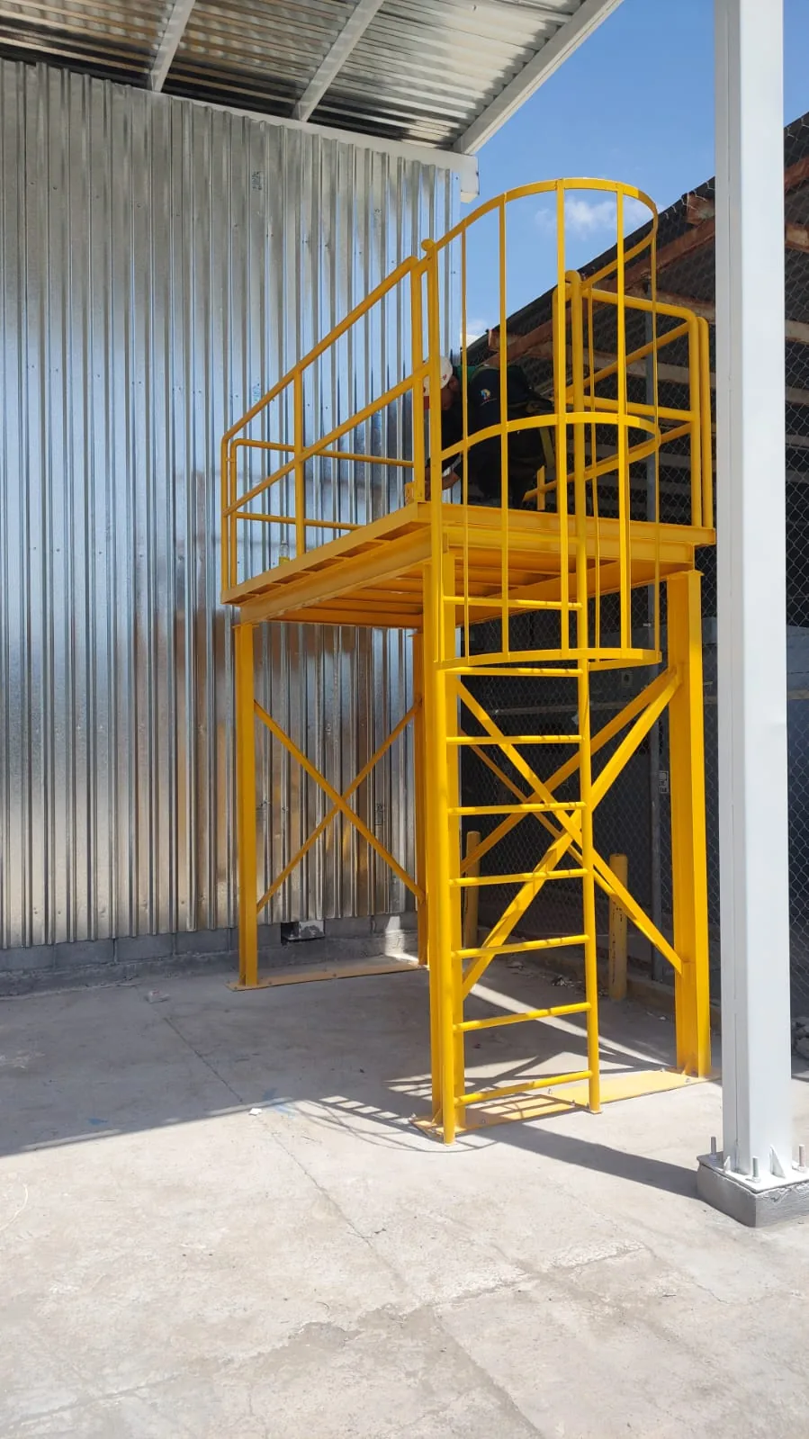 Plataforma de acceso para Rheem, taller de maquinados de ABP